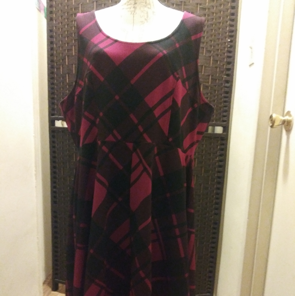 Fashion to figure burgundy and black plaid dress